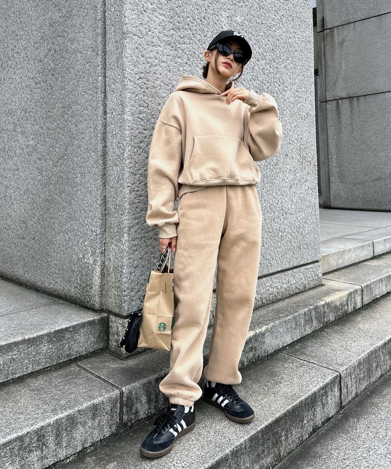 TATA様 アドミラル Ｌサイズ 上下セット テニス レディース ウェア TATA様 アドミラル Lサイズ 上下セット テニス レディース