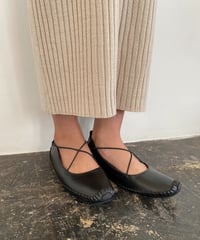 Cross Flat Shoes