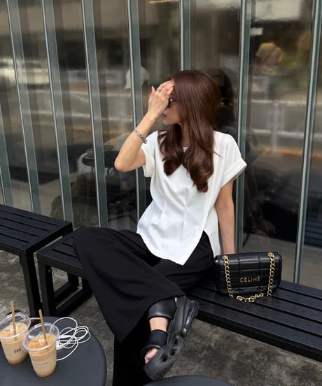 Pintuck Slit Tシャツ