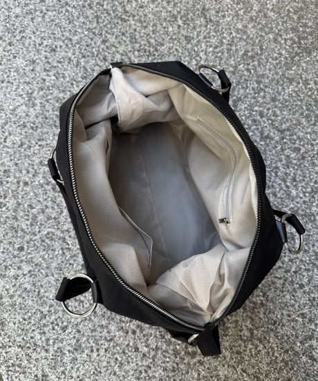 Urban Zip トートバッグ