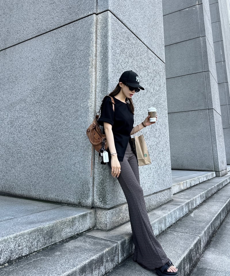 【AAKE】SHIRRING BOOTCUT PT Shirring Boot Cut PT | Admance Online Store