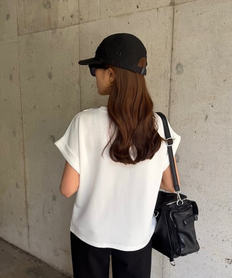 Pintuck Slit Tシャツ