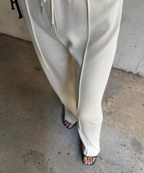 Slim Fit セットアップ