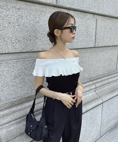 Bicolor Frills トップス