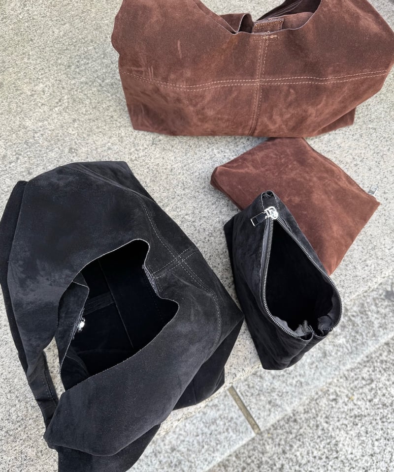 SUEDE LEATHER SHOULDER POUCH ポーチ SUEDE LEATHER SHOULDER POUCH ポーチ
