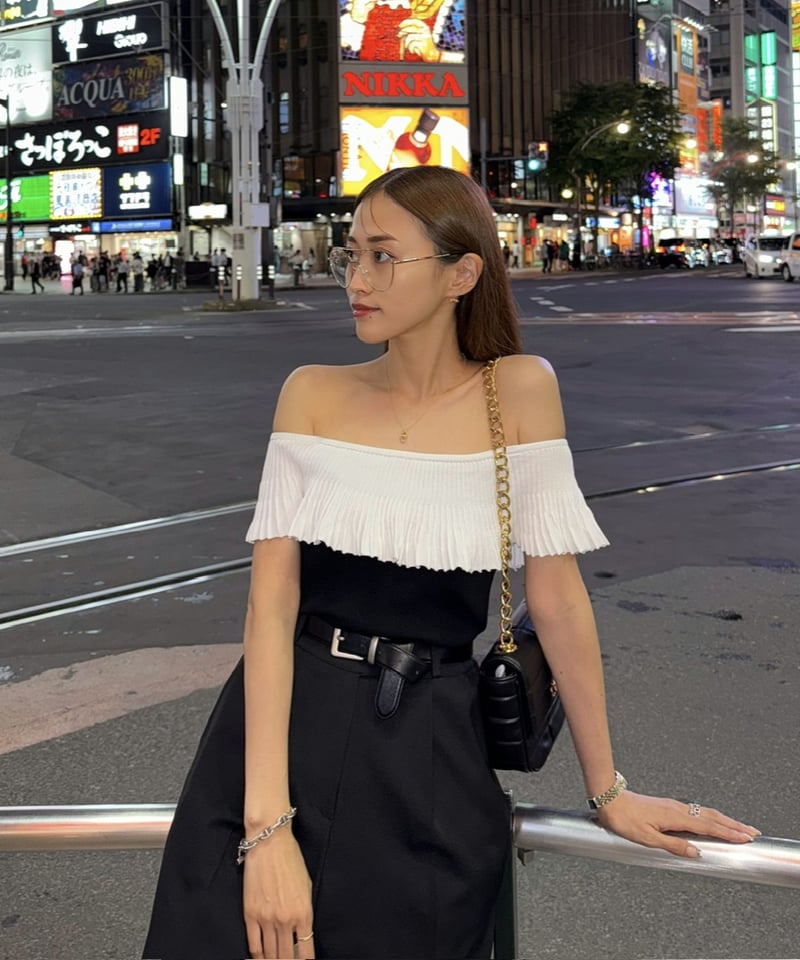 Bicolor Frills Tops | Admance Online Store