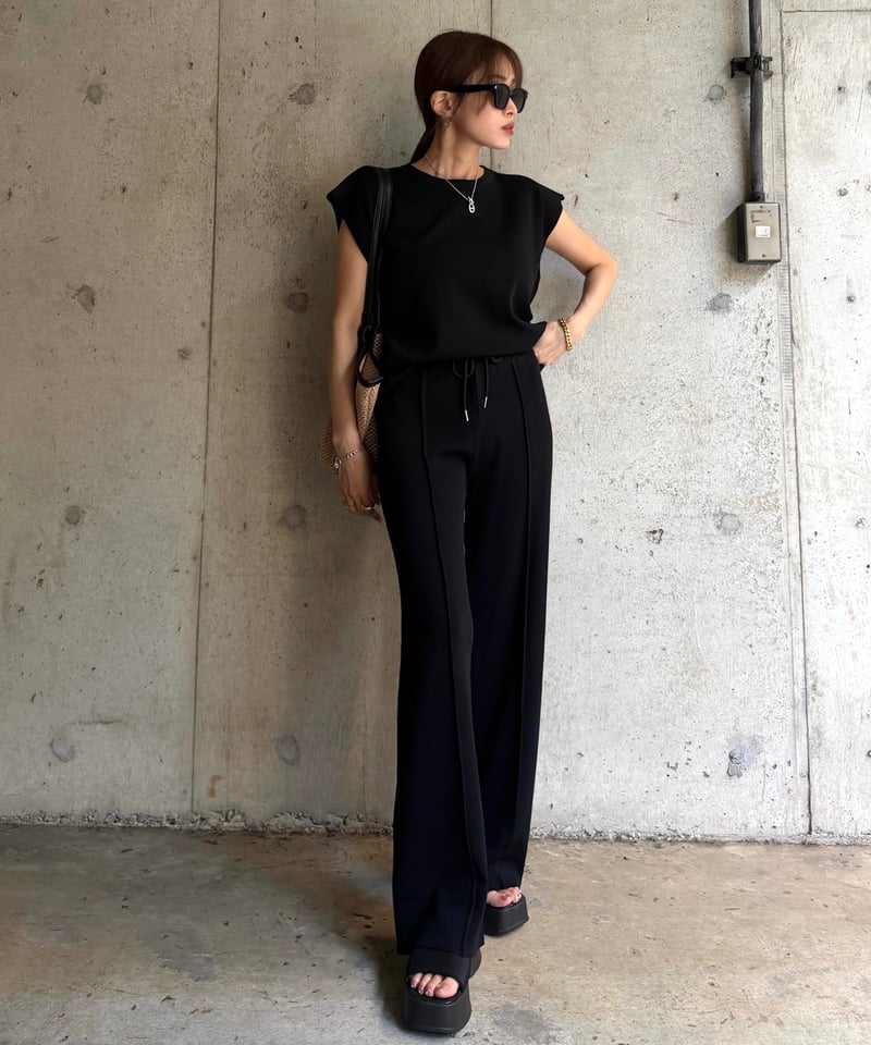 Slim Fit セットアップ | Admance Online Store