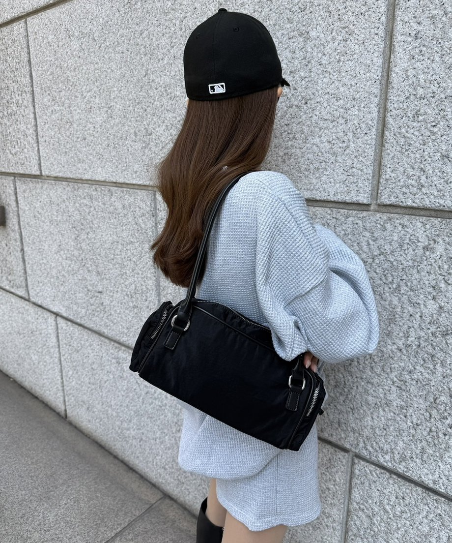 6877349ae126f8cda14429f5