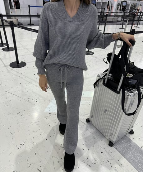 V Neck Flare Set Up