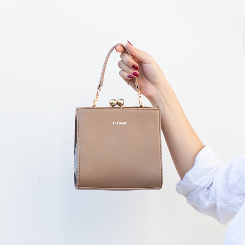 大切なあの人との時間に「KISSLOCK SQUARE SHOULDER MINI」 | TH