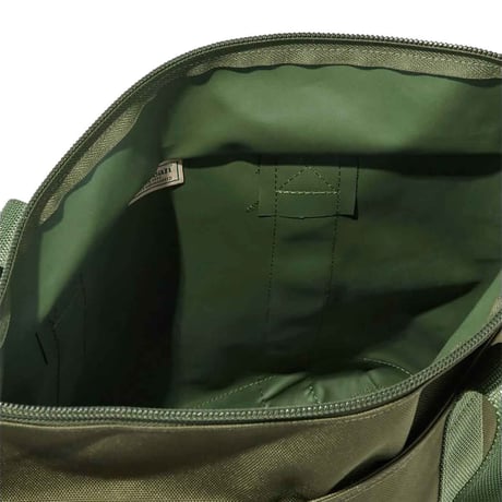 (エルエルビーン)L.L.Bean ハンターズ・トート・バッグ、ジップ・トップ　ショルダー・ストラップ付き ラージ