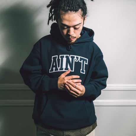 AIN’T Varsity Logo Hoodie 【NAVY】