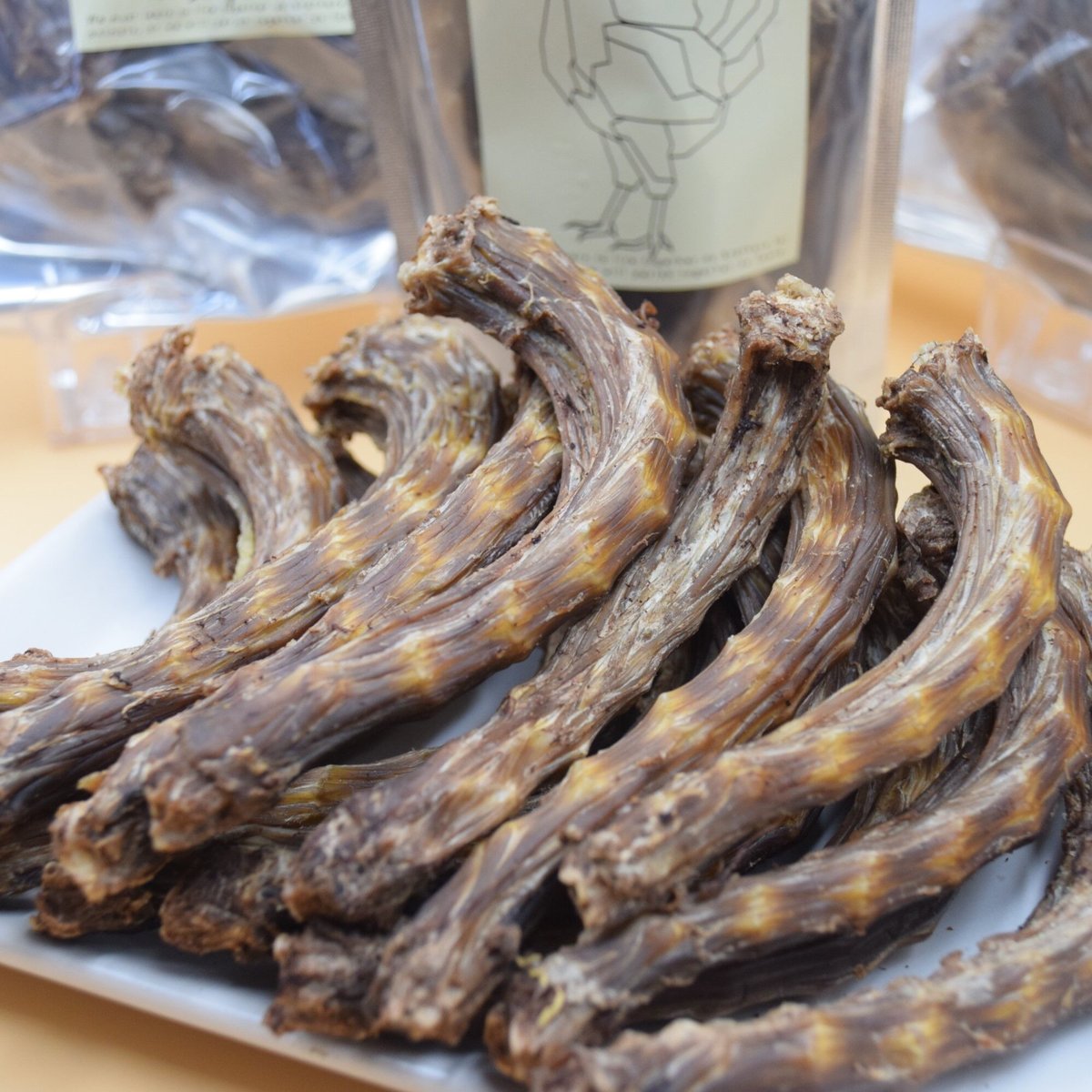 増量！【バリバリ食感】鶏ネックジャーキー　11本入り　セセリ付きで美味しさ抜群！ 鶏ネックジャーキー 200g | Dear Hounds STORE ディアハウンド