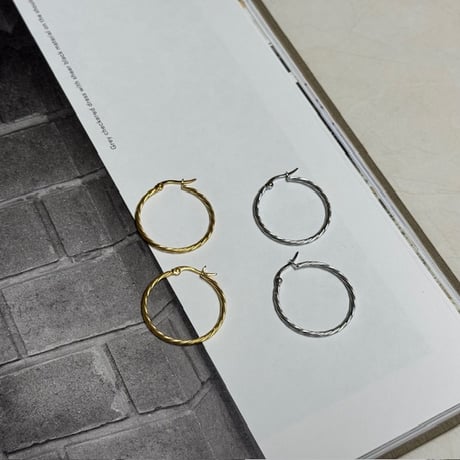 pierce【No.435】[SUS316L]