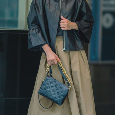 leather frill sleeve layered jacket（ivory/black）