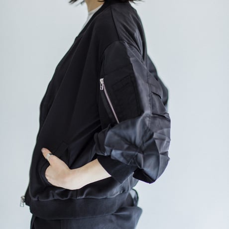 MA-1 blouson（black/grey beige）