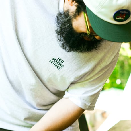 BED MAKING SERVICE S/S TEE ASH