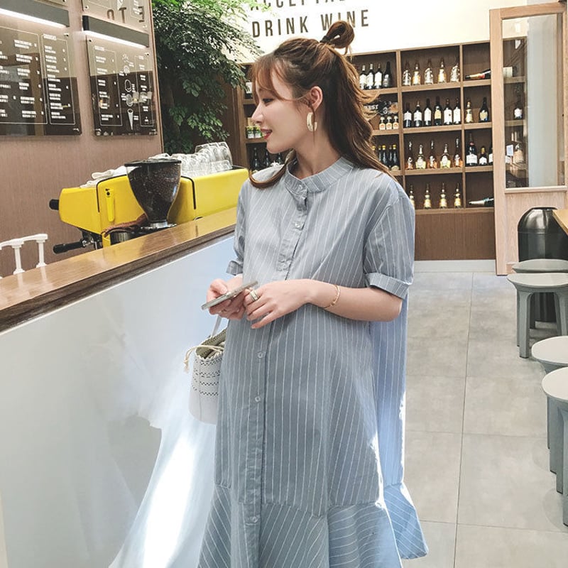 セーラー風肩掛けカーディガンデザイン ブルーストライプシャツ