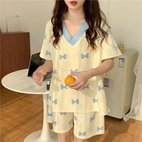 マタニティ　トップス&ボトムスセット　ルームウェア　パジャマ　Vネック　授乳口付き