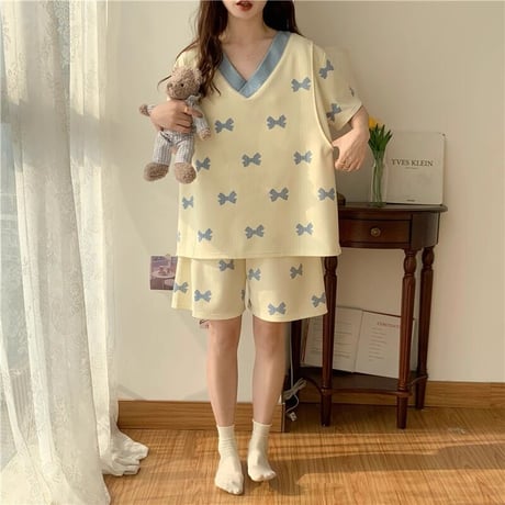 マタニティ　トップス&ボトムスセット　ルームウェア　パジャマ　Vネック　授乳口付き