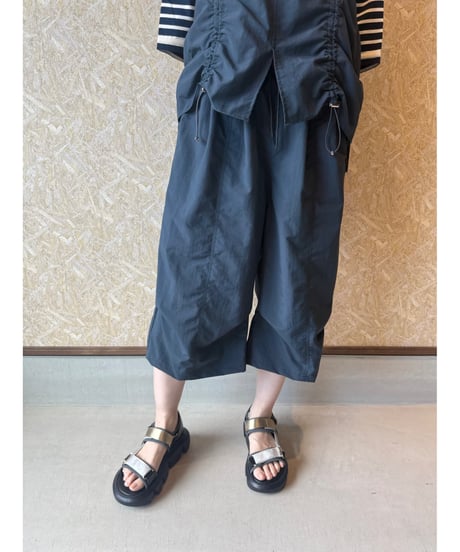 FOSI. ★ nylon parachute half pants