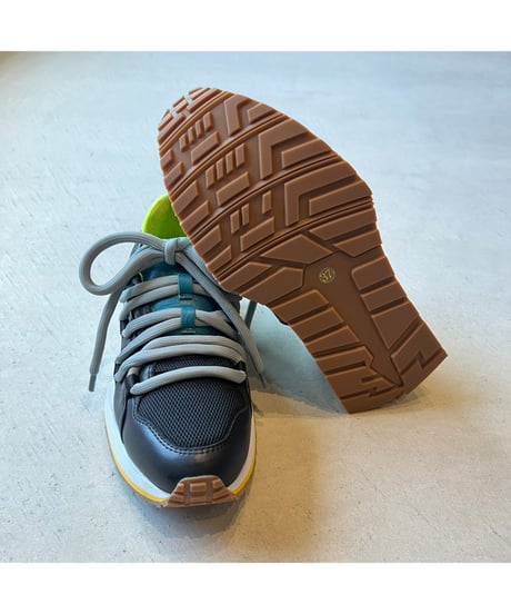 MANA ★ fat shoelace sneaker