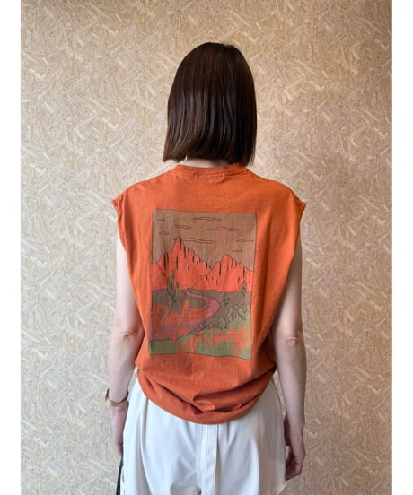 Le Melange ★ 80s no sleeve T-shirt