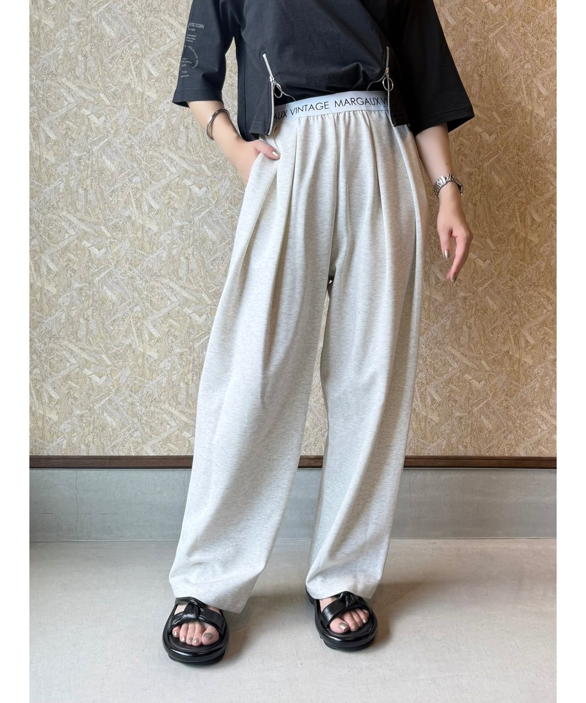 MARGAUX VINTAGE ☆ logo west tuck pants | BASTET
