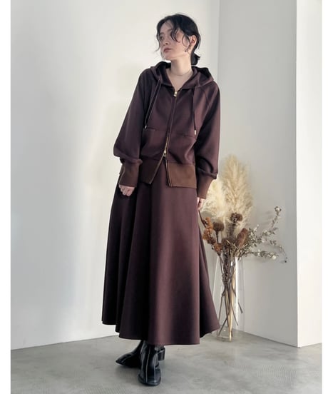 MICHNESS ★ cardboard knit zip parka