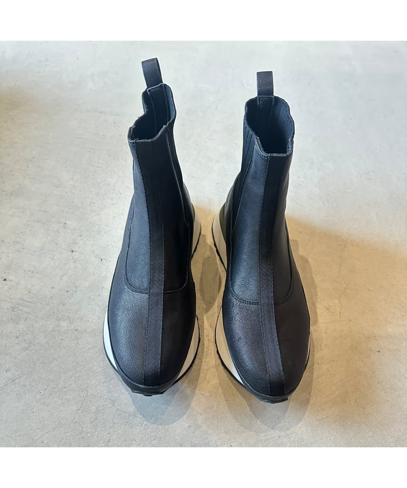 yuko imanishi + ☆ sneakerboots / yuyu | BASTET