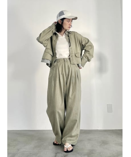 FOSI. ★ 2tuck volume pants