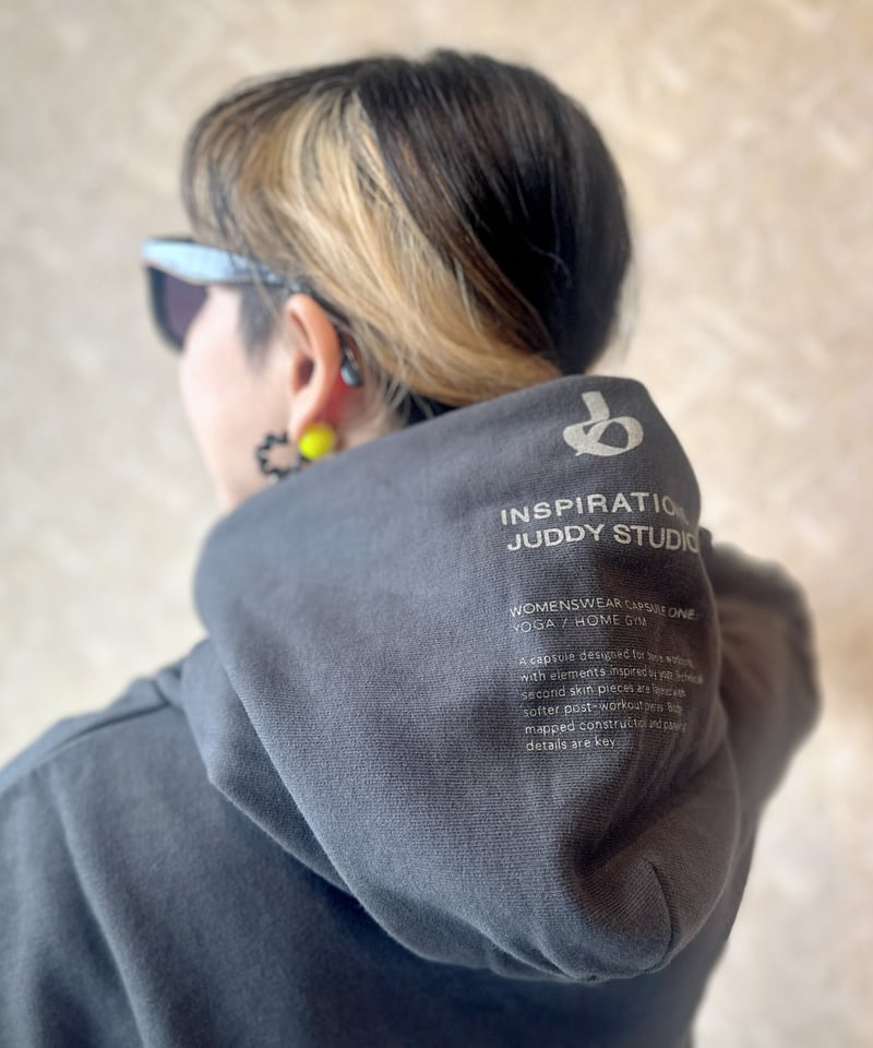 まこ JUDDY CORN デザート裏毛パーカー 杢グレー まこ JUDDY CORN