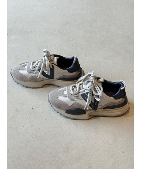 mink chair ★ sneaker