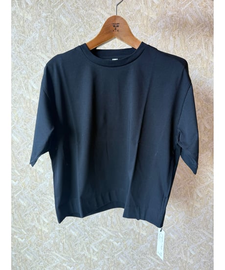 ANGELINA ★ crew neck short pullover