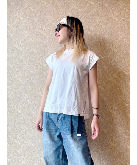 JUDDY CORN ★ side panel T-shirt