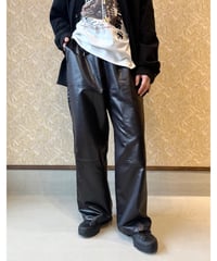 FOSI. ★ leather like double knee pants