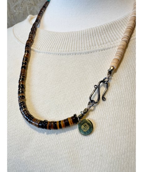 Le Melange ★ Heishi Shell Beads Necklace