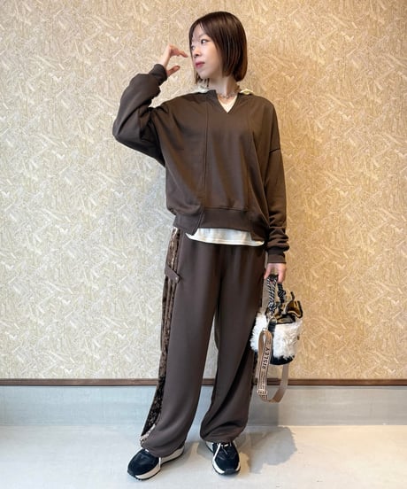 FOSI. ★ slit neck pullover