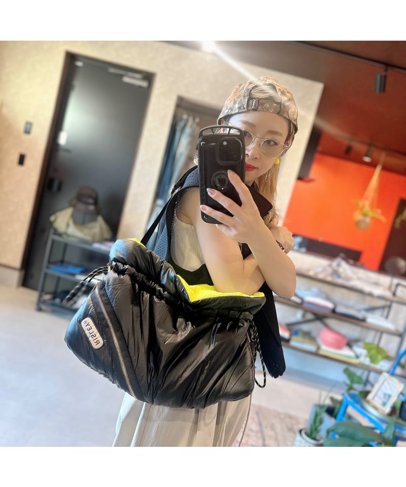 Risley ☆ paddet clutchbag | BASTET