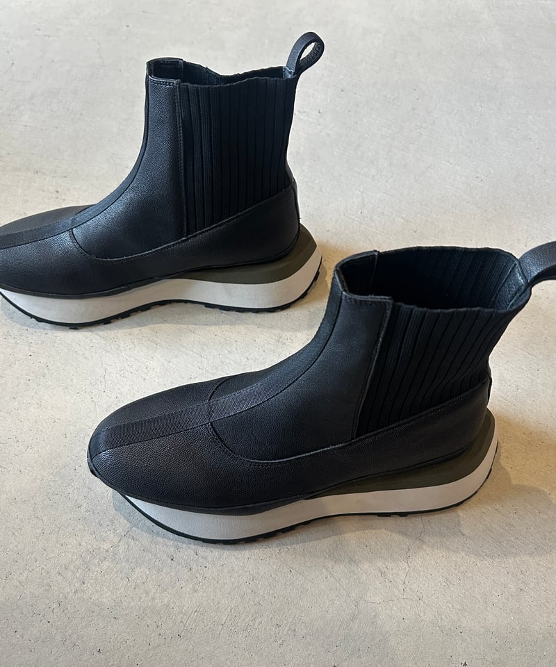 ユウキ yuko imanishi + ☆ sneakerboots / yuyu | BASTET