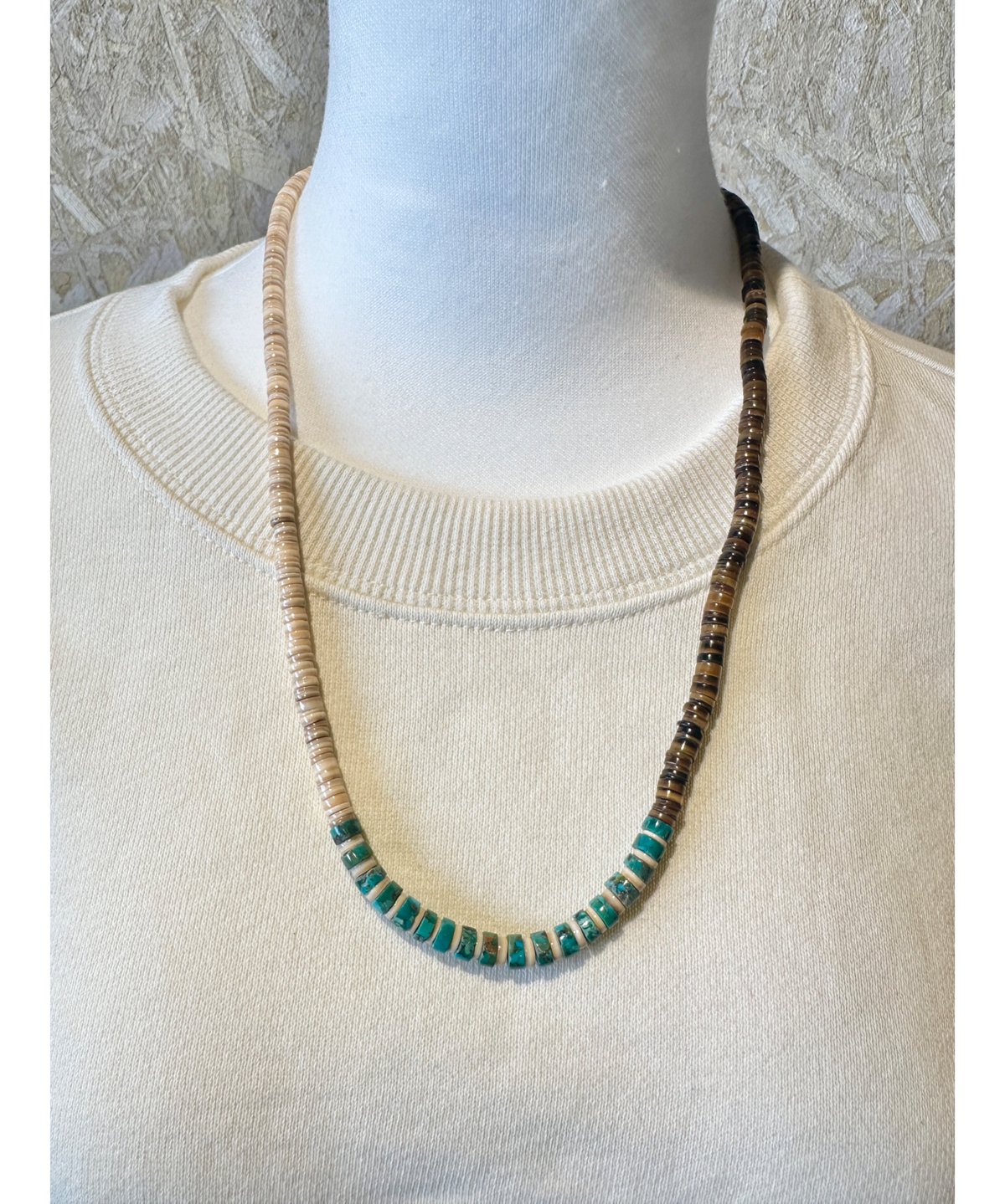 Le Melange ☆ Heishi Shell Beads Necklace | BASTET