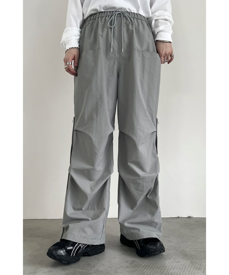 FOSI. ☆ nylon parachute pants | BASTET