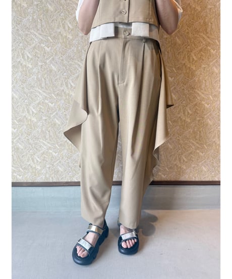 mink chair ★ side frill tuck pants