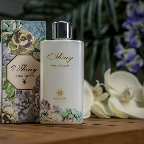 シャイニィー　アクア　フォーム　ローション〔100ml〕【単品売り】