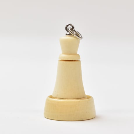 b-916_____ミニベル　PENDANT   TOP   ホリー