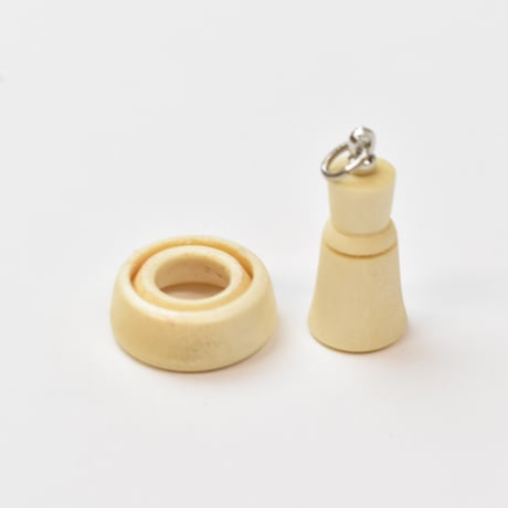 b-916_____ミニベル　PENDANT   TOP   ホリー