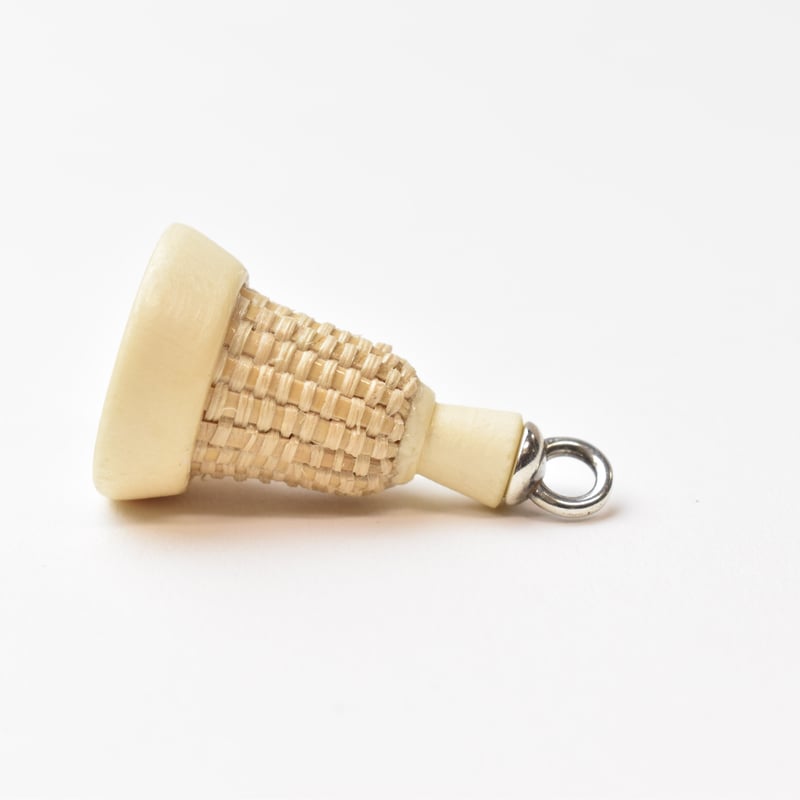 b-793_____ミニベルペンダントトップ ホリー SVパーツ付 | WooD