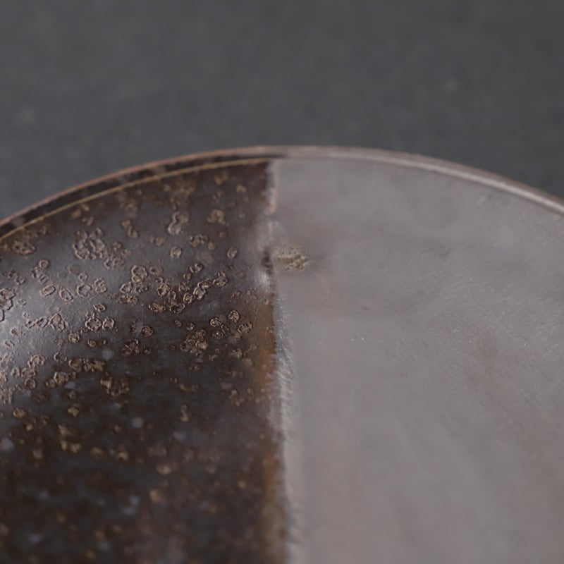 flat plate Kyoto[monotone]