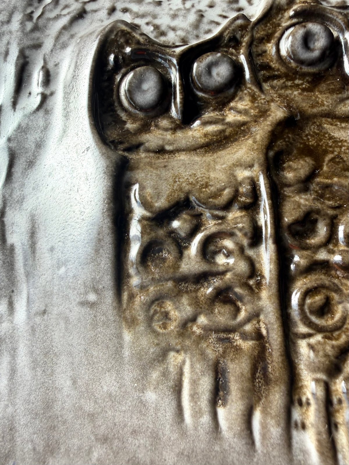 Upsala Ekeby（ウプサラ エクヴィ）／3羽のフクロウの陶板／壁飾り