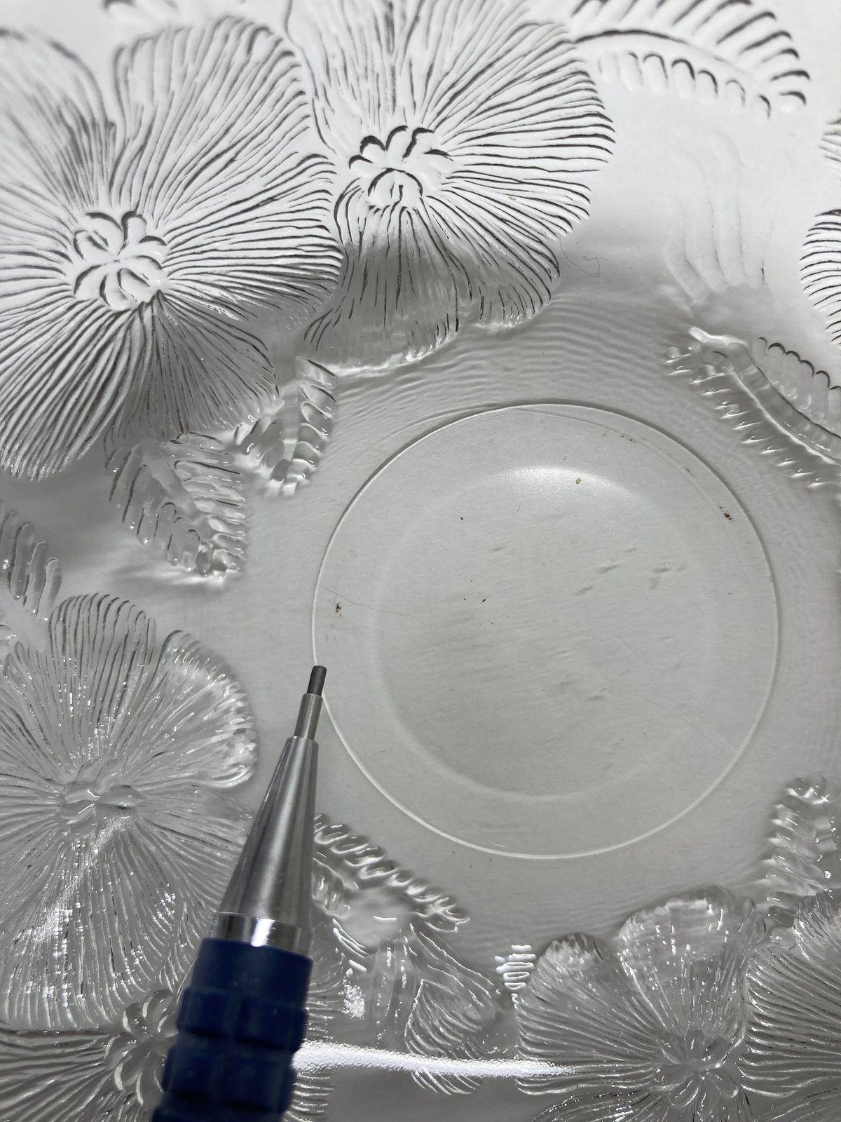 本日限定値下げ！nuutajarvi ヌータヤルヴィ　大皿 本日限定値下げ！nuutajarvi ヌータヤルヴィ 大皿 【公式通販】